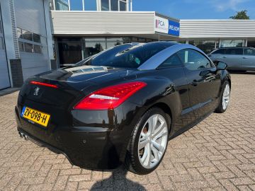 Peugeot RCZ